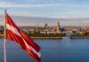 Міністр оборони Латвії подав у відставку через атаку дронів на нафтобази