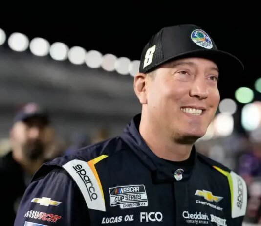 Дворазовий чемпіон NASCAR Кайл Буш помер у 41 рік після важкої пневмонії та сепсису