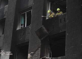У Києві завершили аварійні роботи на місці удару в Шевченківському районі, кількість постраждалих зросла до 92