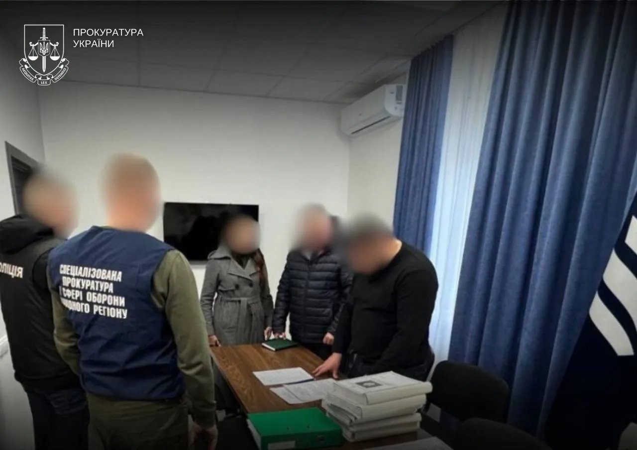Ексначальника Рівненського ТЦК судитимуть за переплату при закупівлі 16 пікапів для армії