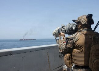 Транзит через Ормузьку протоку зростає завдяки підтримці США та надіям на перемир’я — ЗМІ