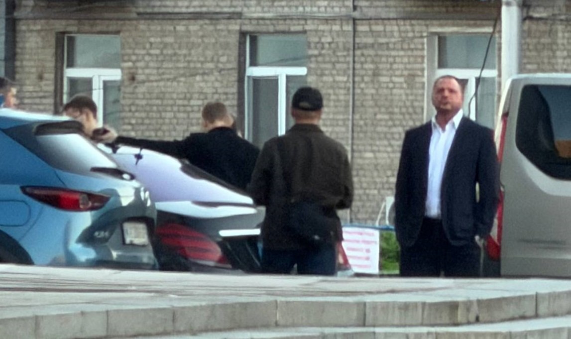 Полгода с начала «Миндичгейта»: НАБУ и САП якобы проводят следственные действия с Ермаком, — УП