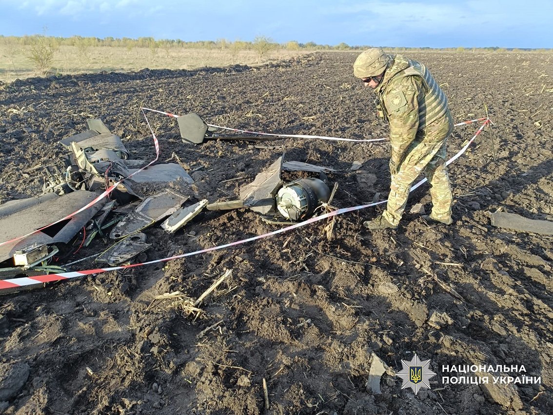 У Чернігівському районі знайшли залишки ударного БпЛА: бойова частина не здетонувала
