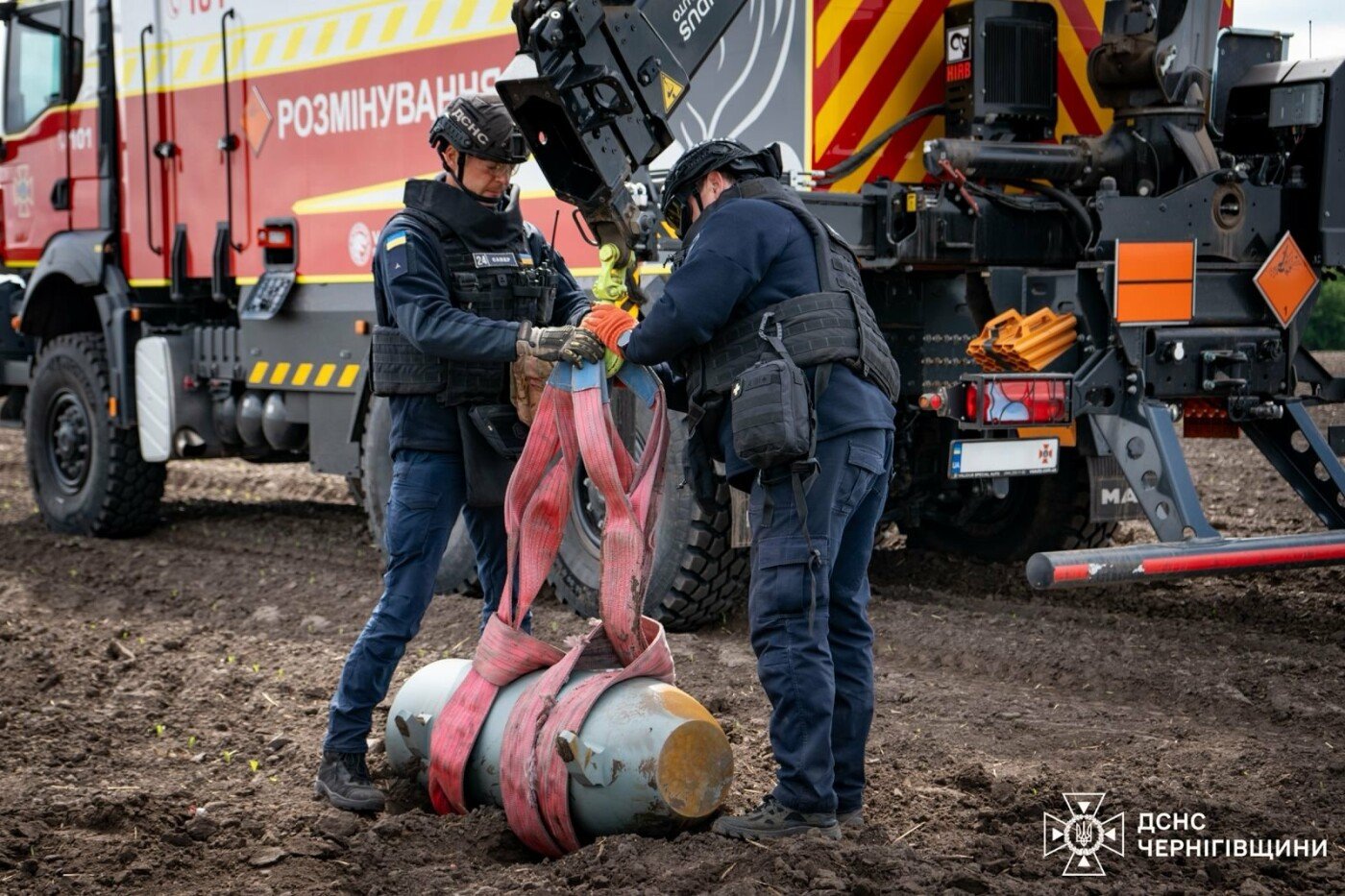 На Чернігівщині знайшли дві нездетоновані бойові частини крилатих ракет Х-101