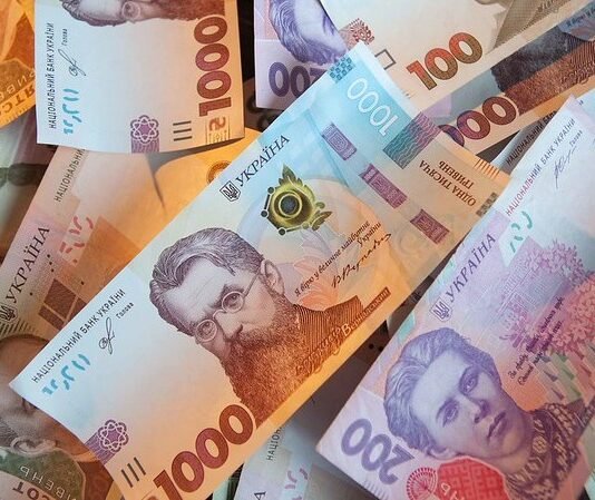 Госфинмониторинг начал анализировать крупные сделки с использованием наличных