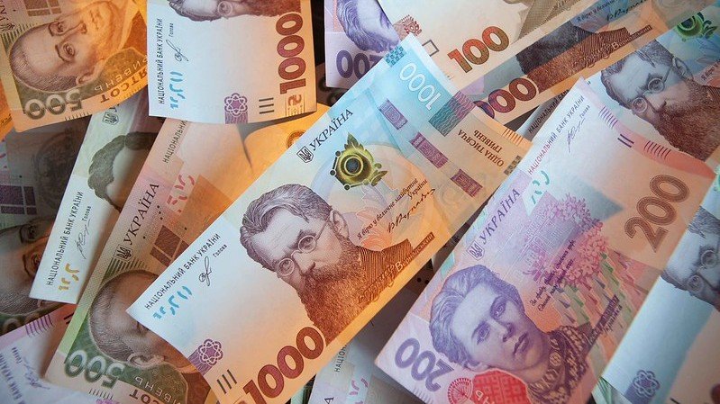 Госфинмониторинг начал анализировать крупные сделки с использованием наличных
