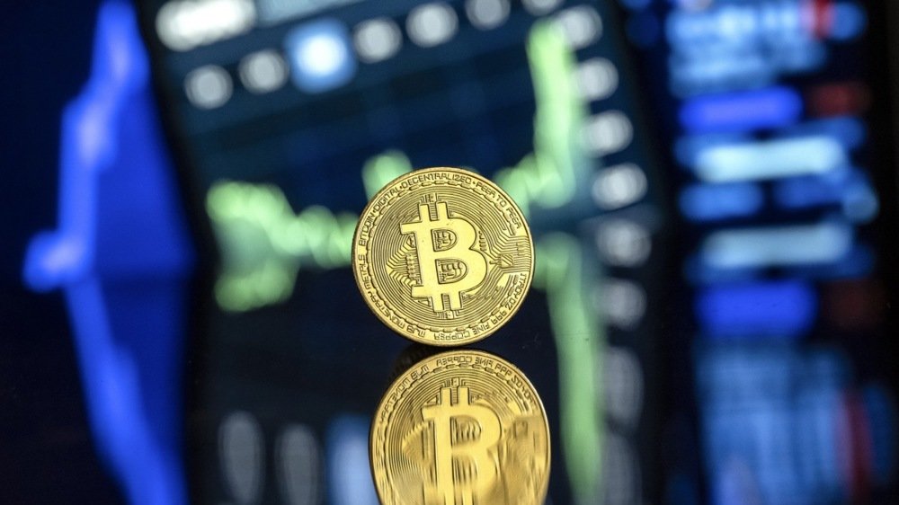 Стоимость биткоина превысила $80 000 впервые с конца января