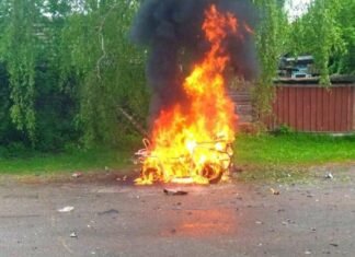 Через постійні обстріли із села на Чернігівщині виїхали майже 100 людей
