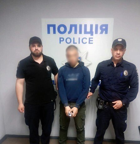 Продавав солі Альфа-PVP: чоловіка з Чернігівщини підозрюють у збуті наркотиків