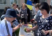 Шашлик, смаколики та лотерея: на ярмарку у селі на Чернігівщині зібрали майже 30 тис грн для ЗСУ