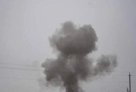 Нічна атака на Семенівку: через удари БпЛА зайнявся дах житлового будинку