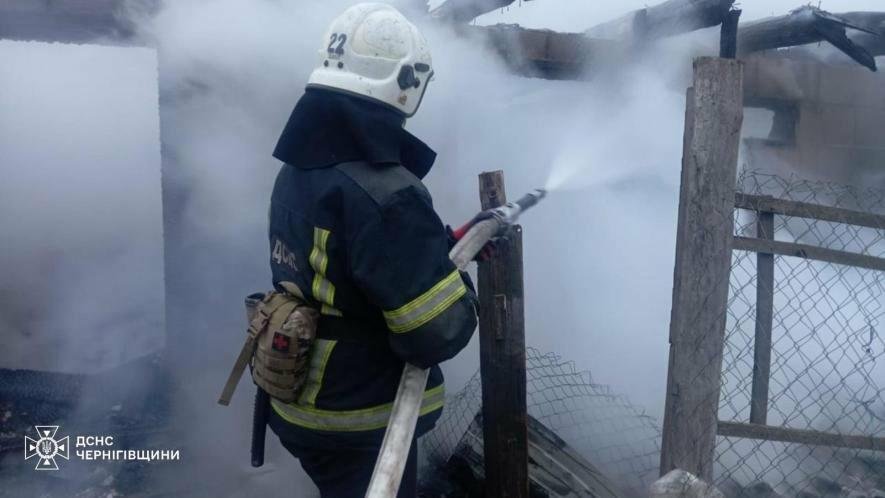 За добу рятувальники Чернігівщини ліквідували 11 пожеж та п’ять разів виїжджали на розмінування