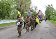 Поховали на Алеї Героїв поряд з братом: на Чернігівщині прощалися із загиблим воїном