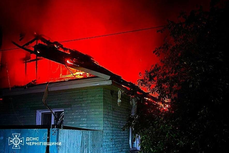 Росіяни били «Геранями» по об’єктах критичної інфраструктури Чернігівщини: що відомо