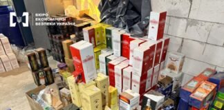 На Чернігівщині працював цех «елітного» алкоголю: вилучено товару та сировини на майже 5 млн грн