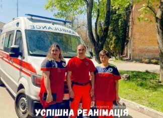 Раптово зупинилося серце у приймальному відділенні: на Чернігівщині медики врятували 48-річного чоловіка