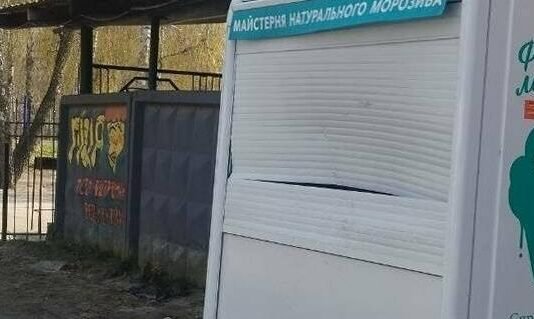 Гаражі, кіоски, поштові скриньки: у Чернігові демонтують ще 50 тимчасових об’єктів