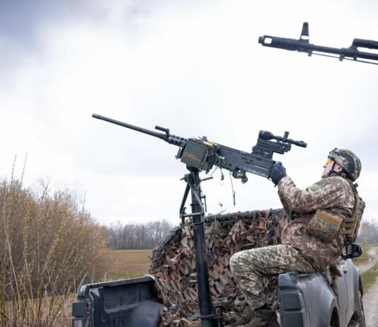 На Чернігівщині ППО знешкодила 28 російських дронів за добу