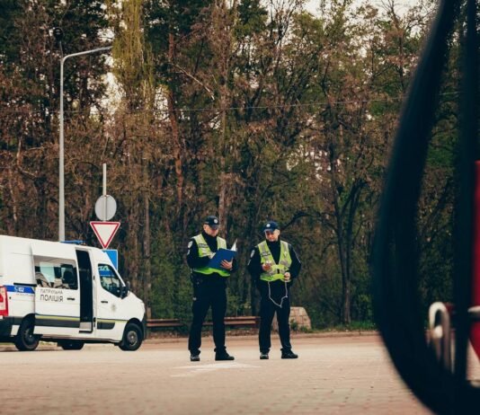 На Чернігівщині перевірили дороги після зими: зафіксували десятки порушень