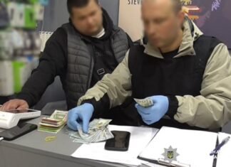 Без ліцензії та акцизу: у Чернігові викрили незаконний продаж вейпів
