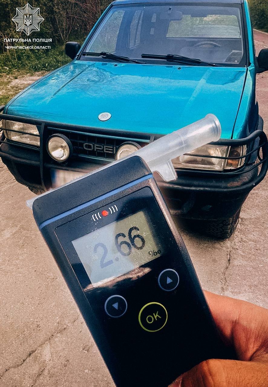 У Чернігові зупинили водія легковика, у крові якого рівень алкоголю перевищував норму у понад 13 разів