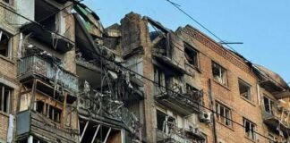 Є руйнування в кожному районі Києва: ворог атакував столицю ракетами та БпЛА