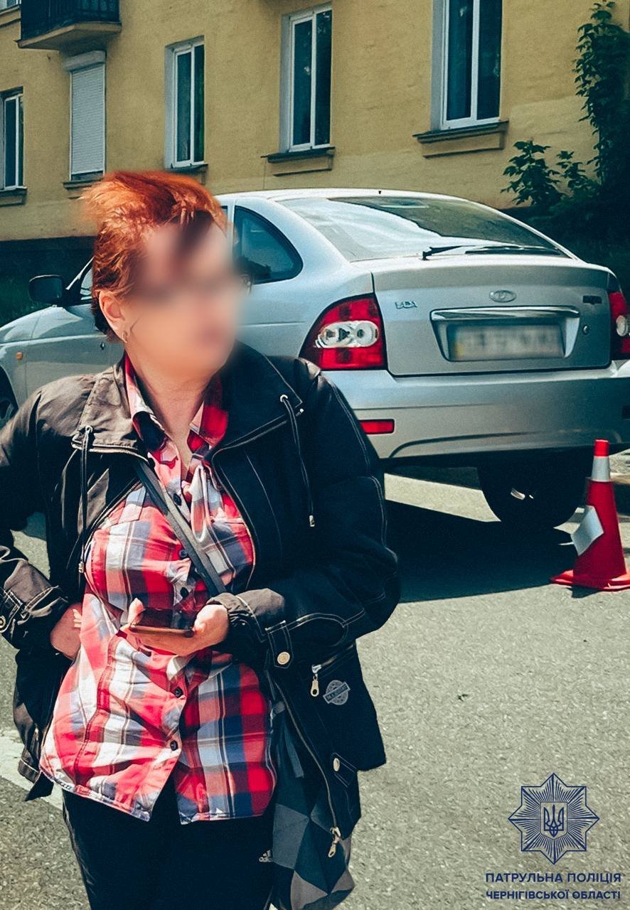 У Чернігові 62-річна водійка проігнорувала вимогу про зупинку та відмовилася від огляду на наркотики