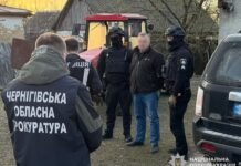 На Чернігівщині посадовець оформлював «мертві душі» для бронювання від мобілізації та привласнив понад 300 тис грн