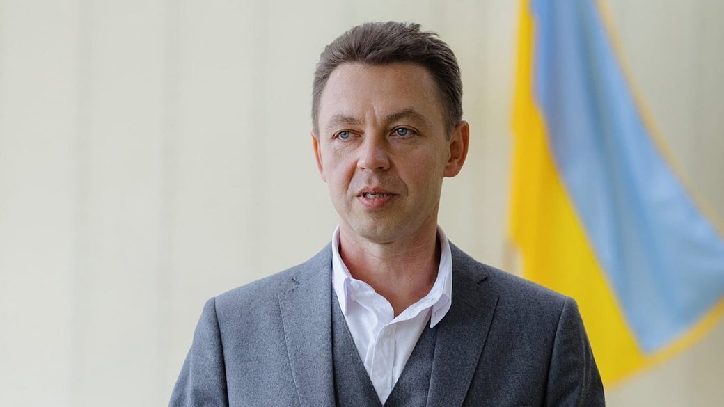 Справа про відбудову школи №13 у Чернігові: Василя Білогуру відсторонили від посади до 19 серпня