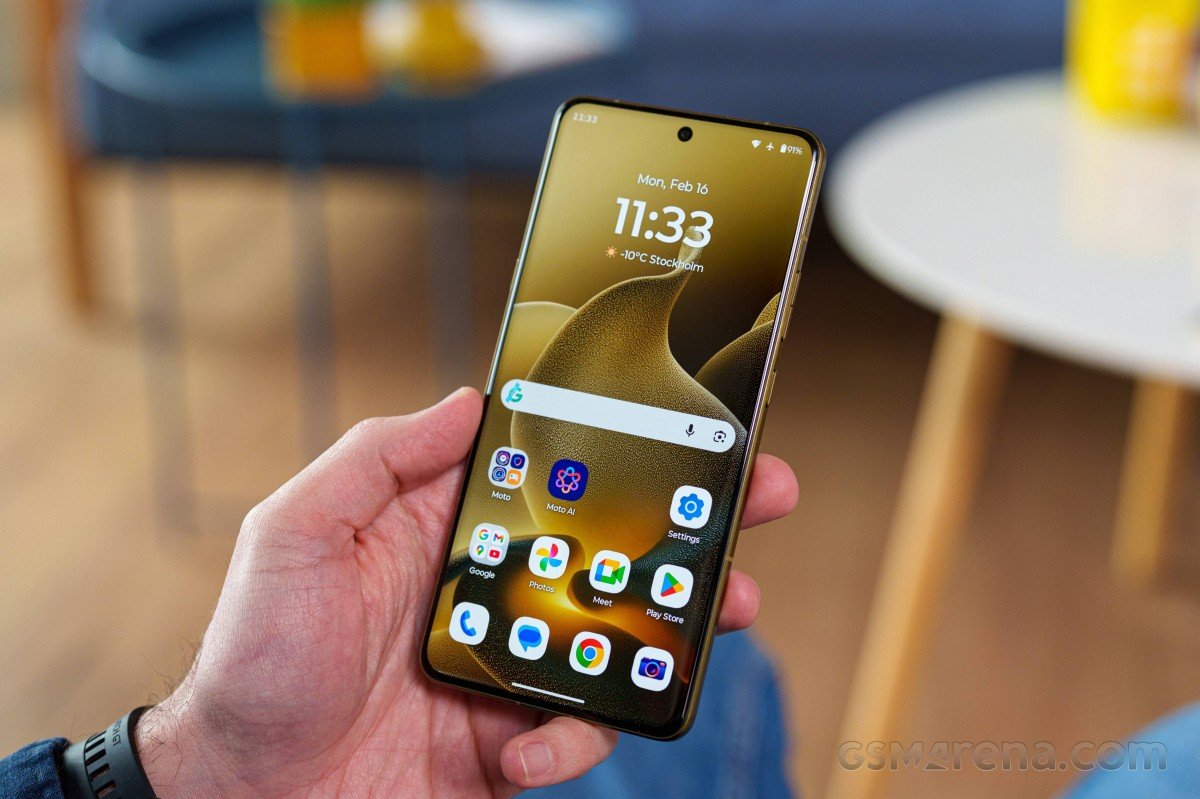 Лучшие смартфоны Motorola на любой бюджет: топ-5 моделей 2026 года (фото)