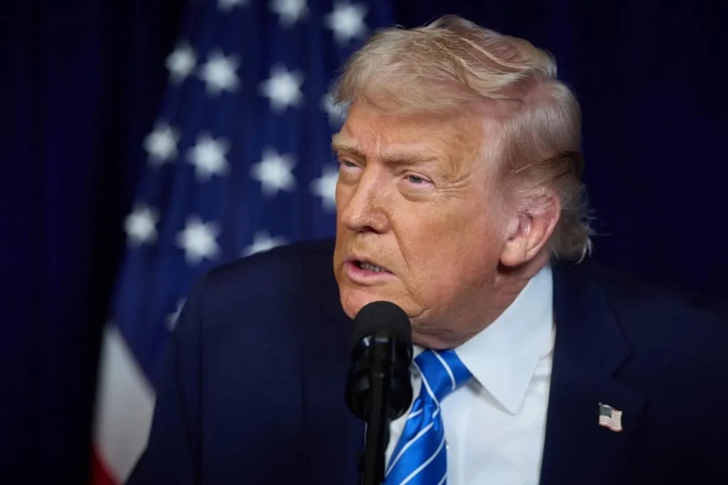 Трамп дистанційно підписав угоду з Іраном під час вечері з Макроном у Версалі – ЗМІ