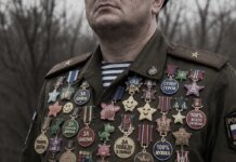 У росії ситуація з нагородами вийшла з-під контролю, цивільні масово купують бойові ордени — розвідка