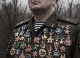 У росії ситуація з нагородами вийшла з-під контролю, цивільні масово купують бойові ордени — розвідка
