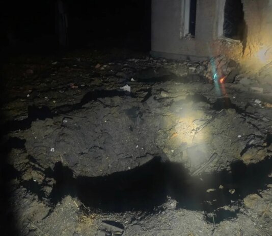 Нічна атака дронів на Шостку призвела до загибелі жінки та руйнувань
