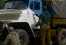 Цивільний щит: росіяни маскують військову техніку під молоковози та водовози — ЦНС