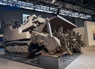 У Парижі стартувала найбільша виставка озброєння Eurosatory-2026: дивіться ексклюзивні кадри