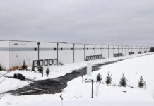 У США відмовилися від плану створення мережі мега-центрів для утримання мігрантів