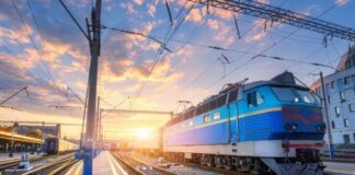 Укрзалізниця попередила про затримки міжнародних поїздів із Польщі через проблеми з енергопостачанням