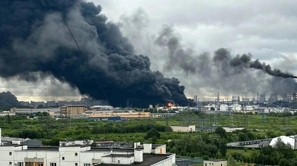 Понад 50 дронів атакували москву вночі 22 червня