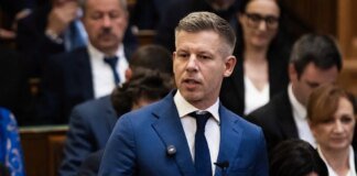 Мадяр ініціює усунення президента Угорщини через зміни до конституції