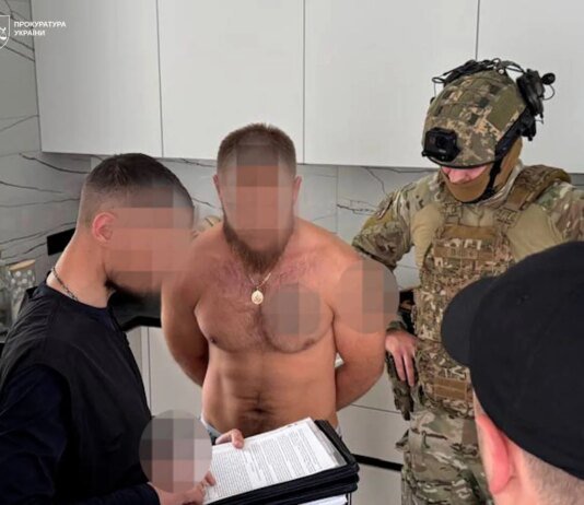Замах на представника ГУР за $100 тисяч: затримано посередника, який підшуковував виконавця