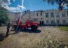 Удар рф по кінотеатру в центрі Конотопа — постраждало 4 людини