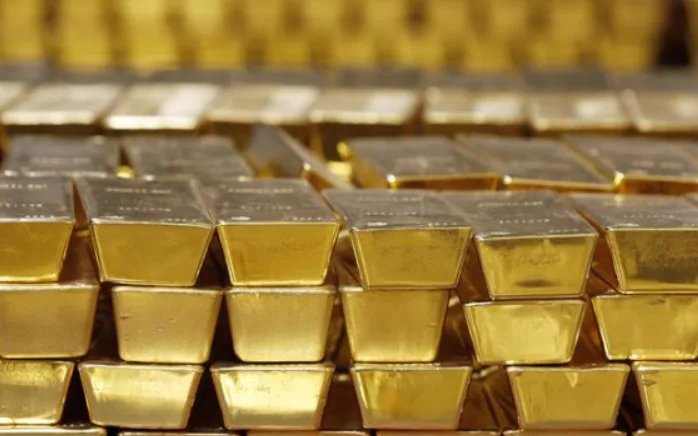 Ціна золота стабілізувалася біля 4 тисяч доларів після різкого падіння