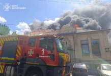 Уже 9 постраждалих у Запоріжжі після удару рф ракетою та дронами по мирних кварталах