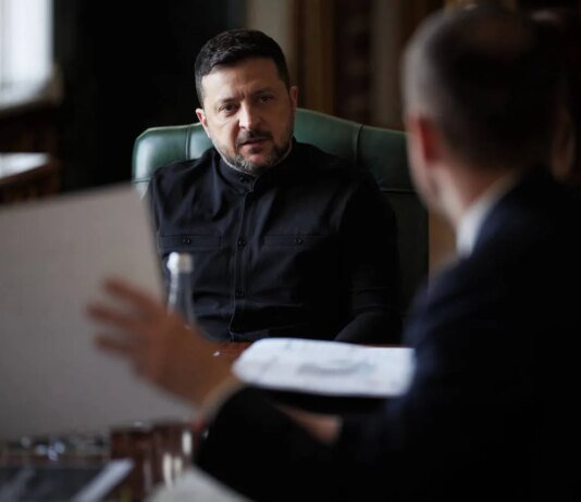 Зеленський анонсував кадрові рішення щодо громад, які відстають у підготовці до зими