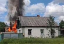 Росіяни кілька разів атакували Семенівку FPV-дронами: пошкоджено авто та цивільну інфраструктуру