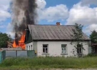 Росіяни кілька разів атакували Семенівку FPV-дронами: пошкоджено авто та цивільну інфраструктуру