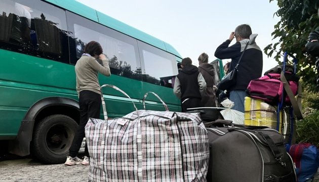 73 людини покинули небезпечні території Чернігівщини: більшість залишилися в області