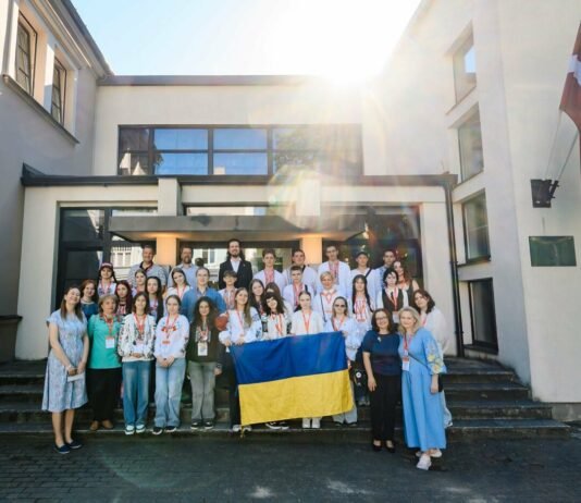 100 юних музикантів із Чернігівщини стали учасниками творчого табору в Латвії