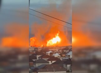 В Дагестане прогремели взрывы на магистральном газопроводе: пламя достигает 15 м в высоту (видео)